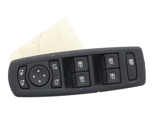 Used Left front window switch Left front window switch RENAULT MEGANE III Grandtour (KZ0/1) 1.6 dCi (KZ00, KZ12, KZ13) (130 hp) 31075658 31075658