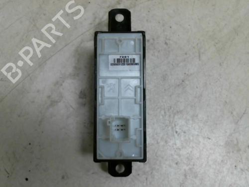 Switch PEUGEOT 208 I (CA_, CC_) 1.6 BlueHDi 120 | BP20945135I30 