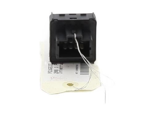 Left front window switch PEUGEOT 208 I (CA_, CC_) 1.4 HDi | BP24661938I27