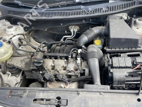 Left headlight VW POLO IV (9N_, 9A_)  | BP29113204C28 