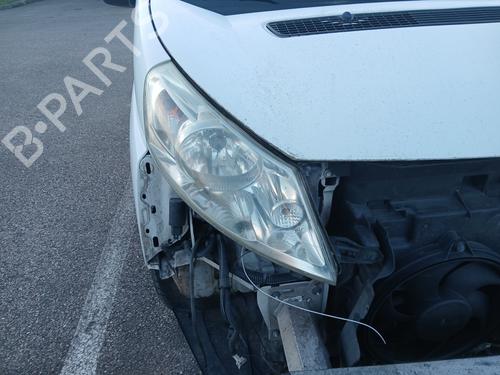 Used Right headlight PEUGEOT EXPERT Van (VF3A_, VF3U_, VF3X_) 2.0 HDi 120 (120 hp) 32449521