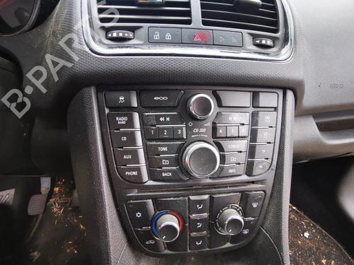 Used Radio OPEL MERIVA B MPV (S10) 1.4 (75) (120 hp) 20938786