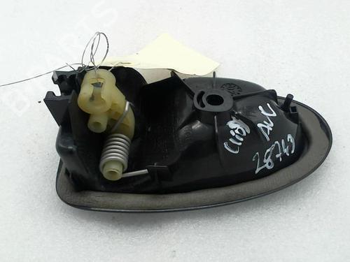 Used Front left interior door handle Front left interior door handle RENAULT CLIO II (BB_, CB_) 2.0 16V Sport (CB0M) (169 hp) 22023922 22023922