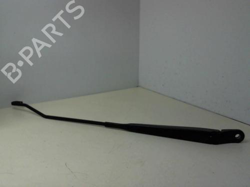 Used Front windshield wiper arm RENAULT KANGOO Express (FW0/1_) 1.5 dCi 75 (FW07, FW10, FW04) (75 hp) 20945604
