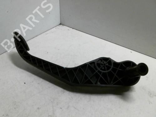 Used Clutch pedal Clutch pedal DACIA SANDERO 1.5 dCi (88 hp) 20963718 20963718