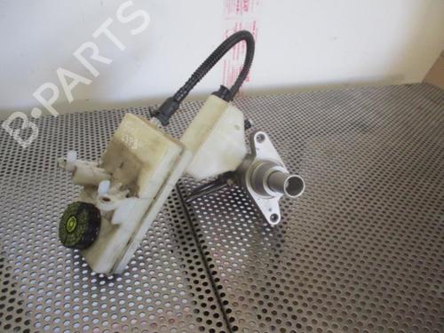Used Brake master cylinder Brake master cylinder PEUGEOT 5008 (0U_, 0E_) 2.0 HDi 150 / BlueHDi 150 (150 hp) 20970836 20970836
