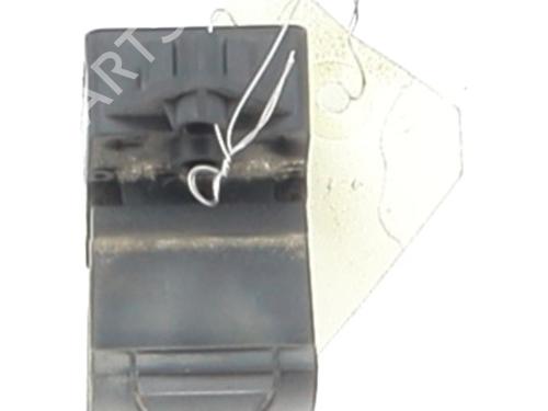 Used Switch Switch RENAULT SCÉNIC III (JZ0/1_) 1.9 dCi (JZ0J, JZ1J, JZ1K, JZ1S) (131 hp) 30124578 30124578