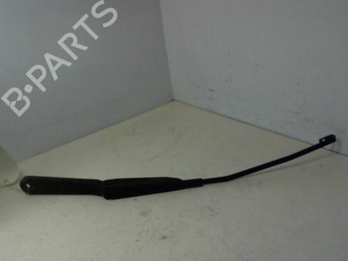 Used Front windshield wiper arm RENAULT KANGOO (KC0/1_) 1.5 dCi (KC07) (65 hp) 20951938
