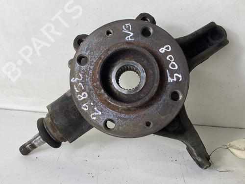 Used Left front steering knuckle Left front steering knuckle PEUGEOT 5008 (0U_, 0E_) 1.6 HDi (112 hp) 21775798 21775798