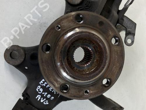 Left front steering knuckle PEUGEOT EXPERT Van (V_) 2.0 BlueHDi 120 | BP20955537M25 