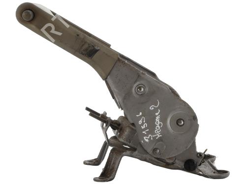 Parkbremsarm/handtak RENAULT MEGANE II (BM0/1_, CM0/1_) 1.9 dCi (131 hp) 31713365