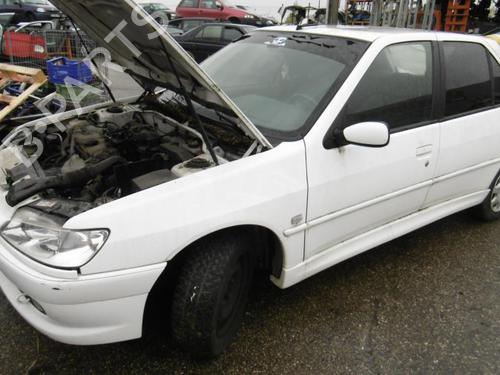Left headlight PEUGEOT 306 Hatchback (7A, 7C, N3, N5) 1.6 | BP20971007C28 