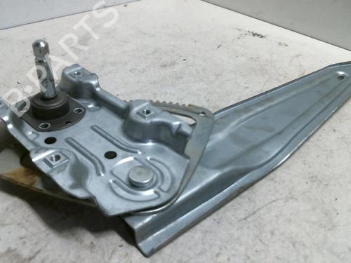 Used Rear left window mechanism TOYOTA YARIS (_P13_) 1.0 (KSP130_, KSP130) (69 hp) 20939120