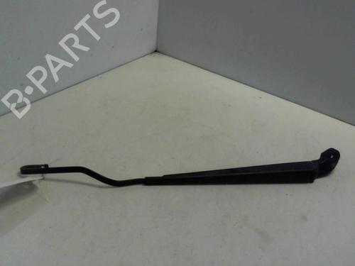 Used Front windshield wiper arm CITROËN XSARA (N1) 1.4 i (75 hp) 20958847