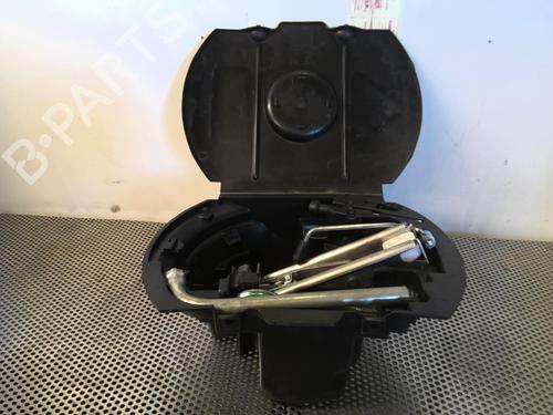 Used Jack Kit Jack Kit SEAT IBIZA III (6L1) 1.9 TDI (100 hp) 20971622 20971622