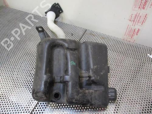 Used Windscreen washer tank CITROËN C4 Coupe (LA_) 1.6 16V (109 hp) 20946630