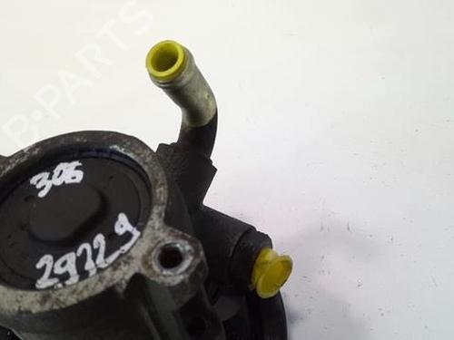 Used Steering pump PEUGEOT 306 (7B, N3, N5) 1.9 SLD (68 hp) 29629431