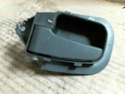 Venstre bak invendig håndtak BMW 3 (E36) 318 i (113 hp) 22030329