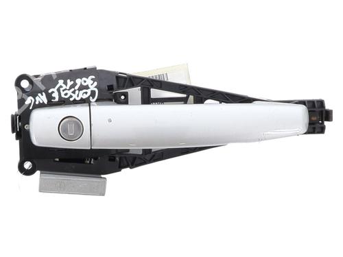 poignee-exterieure-avant-gauche-opel-corsa-e-x15-2014-26436748 main image