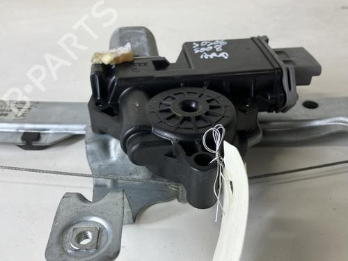 Used Rear right window mechanism Rear right window mechanism PEUGEOT 5008 (0U_, 0E_) 1.6 HDi (114 hp) 24144925 24144925