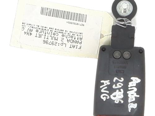 Seat buckle FIAT PANDA (169_) 1.3 D Multijet 4x4 (169.AXC2A) | BP22025249I32 