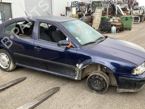 Rear right door window SKODA OCTAVIA I (1U2) 1.6 | BP20940844C21 