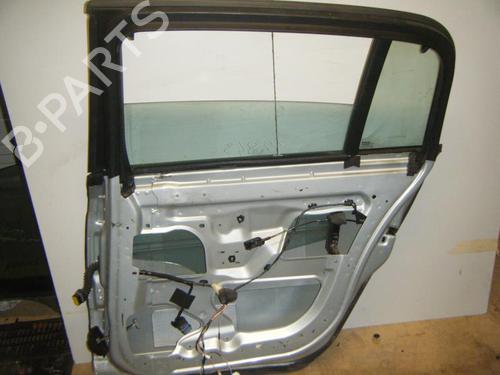 Dør højre bagtil Dør højre bagtil RENAULT VEL SATIS (BJ0_) 3.0 dCi (BJ0J, BJ0N) (177 hp) 20960906 20960906