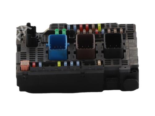 Fuse box CITROËN C4 II (NC_) 1.6 BlueHDi 120 | BP39213509E1 - Image 3
