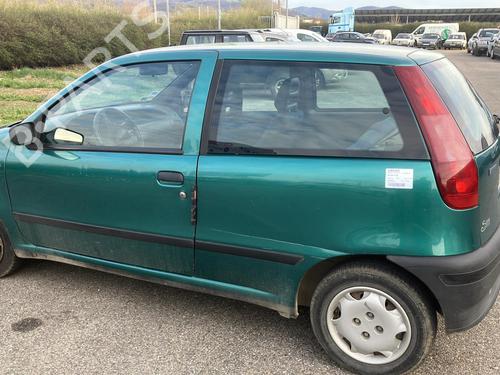Left front indicator FIAT PUNTO (176_) 55 1.1 | BP22026716C32 