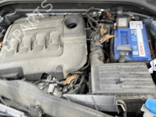 Middle console AUDI Q2 (GAB, GAG) 1.6 TDI | BP33302476I22 - Image 9