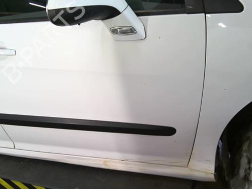 Right front door PEUGEOT 308 I (4A_, 4C_) 1.6 HDi | BP27367402C3 