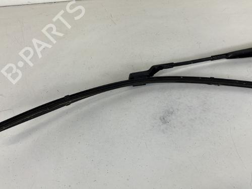 Used Front windshield wiper arm PEUGEOT 208 II (UB_, UP_, UW_, UJ_) 1.5 BlueHDI 100 (102 hp) 20955506