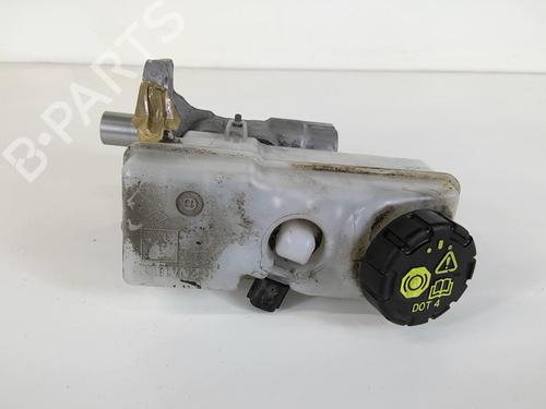 brake-master-cylinder-renault-clio-iv-bh_-2012-2013-2014-2015-2016-2017-2018-2019-2020-2021-33285910 main image