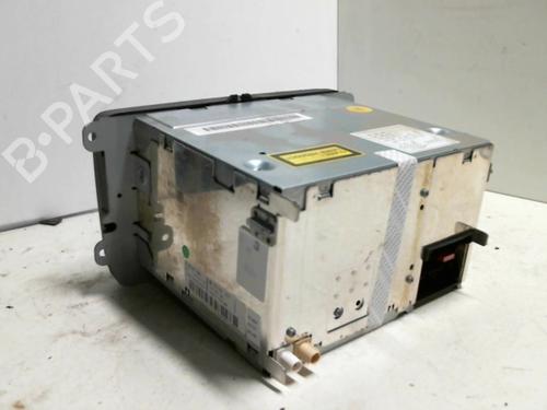 Radio VW TOURAN (1T1, 1T2) 2.0 TDI 16V (140 hp) 22021698