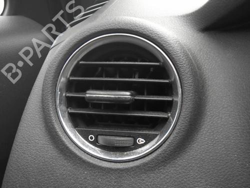 Used Air vent PEUGEOT 5008 (0U_, 0E_) 2.0 HDi 150 / BlueHDi 150 (150 hp) 20946546