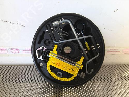 Used Jack Kit Jack Kit RENAULT CLIO II (BB_, CB_) 1.4 16V (B/CB0P, BB13) (98 hp) 20947602 20947602