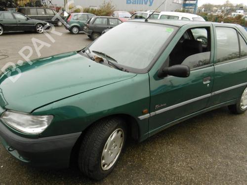 Seat buckle PEUGEOT 306 Hatchback (7A, 7C, N3, N5) 1.4 | BP22021362I32 