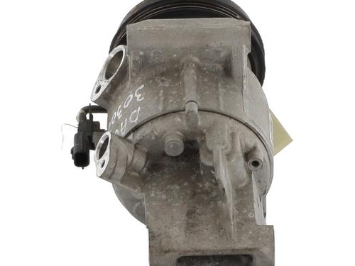 Used AC compressor AC compressor DACIA SANDERO II 1.0 SCe 75 (B8JC, B8JD, B8NC) (73 hp) 24348374 24348374