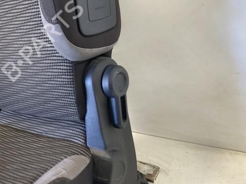 Left front seat PEUGEOT PARTNER Tepee 1.6 HDi | BP22030673C15  - Image 7