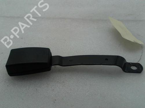 Used Seat buckle VW POLO (9N_, 9A_) 1.4 TDI (70 hp) 20943661