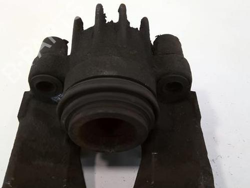 Used Right front brake caliper Right front brake caliper PEUGEOT 306 (7B, N3, N5) 1.9 SLD (68 hp) 20956372 20956372