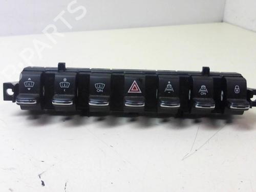 Used Switch PEUGEOT 3008 I MPV (0U_) 1.6 HDi (114 hp) 20943010