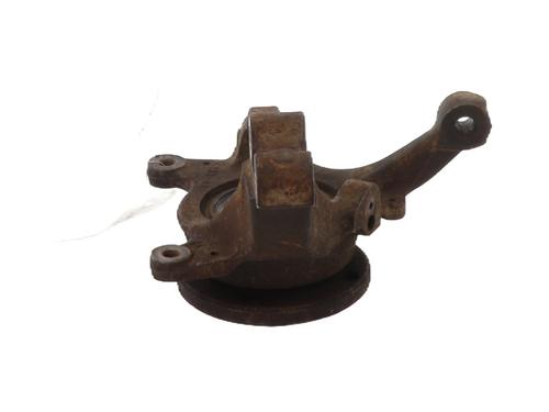 Used Left front steering knuckle Left front steering knuckle RENAULT LAGUNA I (B56_, 556_) 2.2 dT (B569) (113 hp) 26685666 26685666