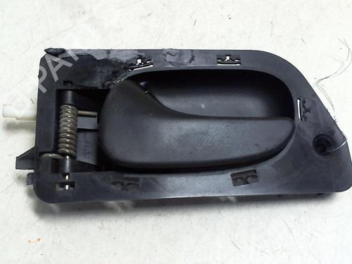 Used Front left interior door handle RENAULT LAGUNA I (B56_, 556_) 2.0 (B56C/H/N) (113 hp) 20972089