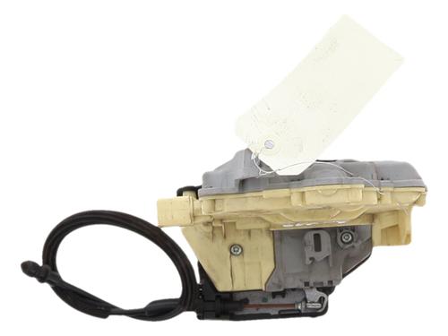 front-left-lock-vw-passat-b6-variant-3c5-2005-2006-2007-2008-2009-2010-2011-31652661 main image