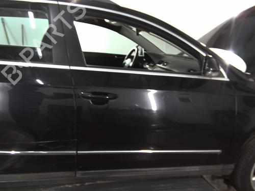 Dør højre fortil VW PASSAT B6 Variant (3C5) 1.9 TDI (105 hp) 31652680