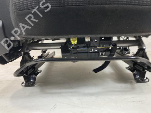 Right front seat NISSAN QASHQAI III (J12) 1.5 VC-T e-Power | BP25923070C16 