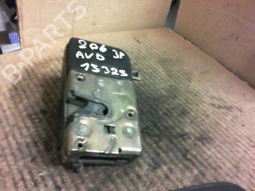 Used Front right lock PEUGEOT 206 Hatchback (2A/C) 1.9 D (69 hp) 20973759