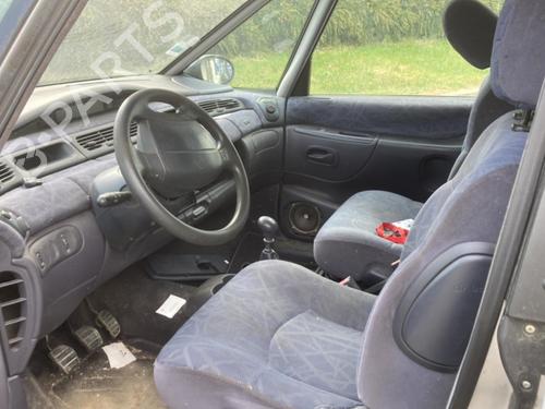 Front left door window RENAULT ESPACE III (JE0_) 2.0 16V (JE0N, JE0L, JE02) | BP20947427C18 