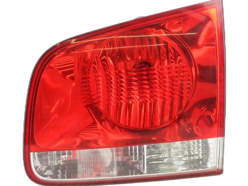 Farolim direito da mala VW TOUAREG (7LA, 7L6, 7L7) 2.5 R5 TDI (174 hp) 22030198